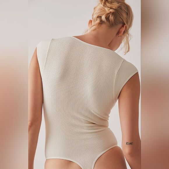 NWT/NWOT Free People Meg Seamless Body Suit - Picture 3 of 8